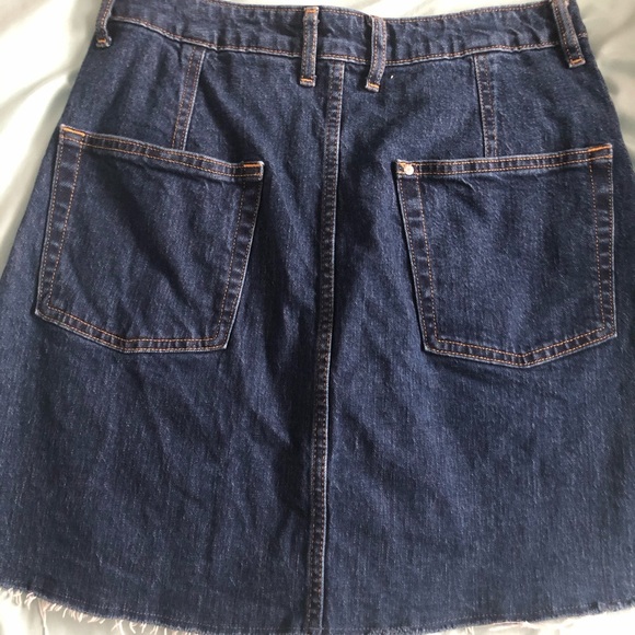 H&M Button Down Denim Skirt - Picture 3 of 4